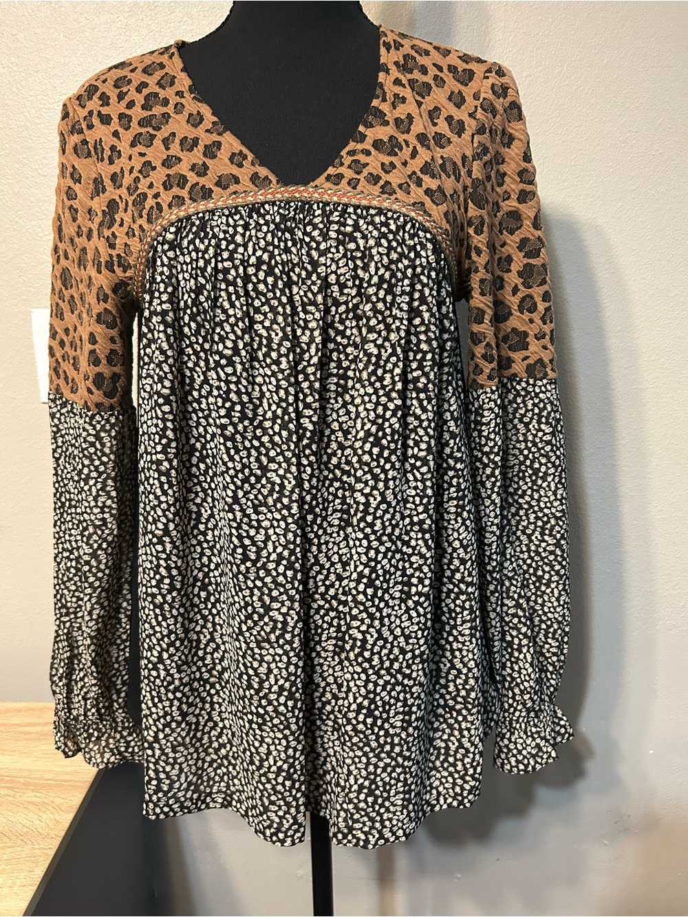 THML Womens M Mixed Animal Leopard Print Babydoll Blouse Boho Long Sleeve